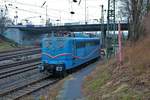 SRI Rail Invest 151 170-8 abgestellt in Hanau Hbf Südseite von einen Gehweg aus fotografiert am 22.01.18. Diesen Gehweg kann man auf dem Foto sehen er führt zu Schräbergärten und ist kein Bahngelände 