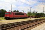 155 113-4 DB als Stahlzug durchfährt den Bahnhof Biederitz Richtung Dessau. [14.7.2017 - 13:00 Uhr]