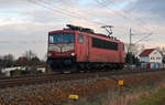 155 219 war am 05.01.18 Lz unterwegs. Hier rollt der Kabelcontainer durch Gräfenhainichen Richtung Bitterfeld.