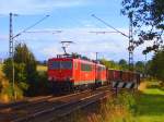 155 132-4 und 110 360-5 ziehen am 04.07.07 den Zementklinkerzug von Heilbronn nach Harburg (Schwaben), hier in Hofen(b Aalen) aufgenommen.