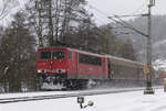 11. Dezember 2012, Ein Güterzug aus Lichtenfels hat den Bahnhof Kronach fast erreicht.