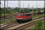 DB 155178-7 hat am 31.5.2007 einen Güterzug in den Grenzbahnhof Guben gebracht und rangiert nun im Gleisvorfeld.