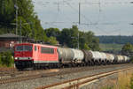 21. Juli 2009, Ein Kesselwagenzug aus Saalfeld, gezogen von Lok 155 178, fährt durch den Bahnhof Kronach