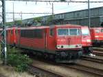 BR 155 221-5 vor BR 155 038-3 (Railion) und BR 155 138-1 in
Wanne Eickel Hbf. (13.08.2007)