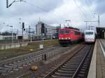 155 209 mit gemischten Gterzug durchfhrt Braunschweig Hbf richtung HLER (Lehrte) (18.3.2008)
