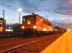 155 140 macht auf ihrem morgendlichen Weg von Nrnberg Rbf nach Saalfeld/Saale eine kurze Pause in Bamberg.Nach der berholung durch einen ICE kann sie ihre Fahrt bei aufgehender Sonne fortsetzen.