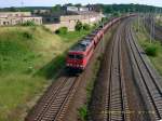 155 016 zieht am 07.06.08 einen Gterzug durch Bitterfeld.