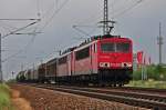 155 080 fhrt mit 155 248 in die Ausweichposition im Kreuzungsbahnhof Stralsund/Langendorf am 07.06.2010