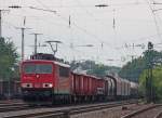 155 085-4 mit einem Gterzug bei der Durchfahrt in Kln-West, 12.8.10