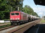 155 011 durchfuhr am 4.9.10, mit einem Kesselwagenzug, Leipzig-Miltitz Richtung Grokorbetha.
