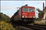 Der  Energiecontainer  155 103 (9180 6155 103-5 D-DB) hat in Hohenlimburg ihren Zug bernommen und schleppt ihn in Richtung Vorhalle.