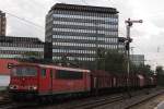 Die 155 273 am 22.9.11 bei der Durchfahrt mit einem Gterzug durch Dsseldorf-Rath