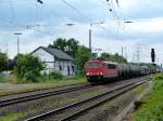 155 084 fhrt am 13.08.13 mit einem gemischten Gterzug durch Ratingen - Lintorf.