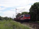 Am 31.5.14 zog die 155 087 einen gemischten Güterzug über die Güterumgehungsbahn von Hannover. Hier hat der Zug vor wenigen Minuten den ehemaligen Bahnhof Anderten Misburg verlassen und überquert in wenigen Sekunden die Kanalbrücke von genau diesem Ort. 