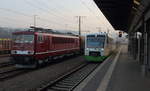 155 110 am Zugschluss im Bahnhof Saalfeld mit Schaden.