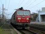 180 013 Railion bei der Durchfahrt in Dresden Cotta.