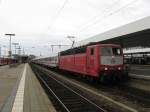 181 213-0 mit IC2055 von Saarbrchen Hbf nach Stuttgart Hbf.Dieser Zug fuhr auserplanmssig mit einer 181er.Am 05.10.08 beim Halt in Mannheim Hbf.