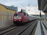 181-213 am 22.7.2005 mit ihrem EC auf dem Gterzuggleis von Mannheim Hbf, warum sie wohl auf dem Gleis fuhr???.