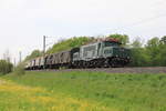 Am 26.04.2014 legt sich 194 088 mit Sonderzug anlässlich  25 Jahre Eisenbahnclub Öhringen  bei Wieslensodrf in den Bogen.