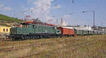 Sonderzug mit Lokomotive 194 158-2 am 18.09.2021 in Rüdesheim.