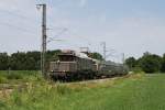 194 051 mit zwei Wagen (fuhr fr BLB 73965) am 17.07.2010 bei Ainring.