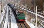 254 052 der LEG zieht am 30.01.10 einen Kesselwagenzug aus Richtung Bitterfeld kommend durch Holzweissig nach Guben.