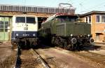 111 221-8 und E94 279 im Bw Stuttgart (Sept.1990). An manchen Tagen fhrte uns der Chef persnlich durch das Bw.