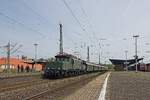 194 158-2 wartet mit dem Wirtschaftswunderzug in Wanne-Eickel Hbf auf die Ausfahrt (29.05.2023) 