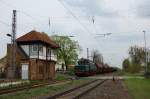 254 052 am 01.05.2010 mit Gterzug in Prdel