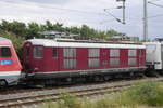 Eingeklemmt zwischen einen Wittenberger Steuerwagen aus dem Bahnland Bayern und der 111 von RailAdventure steht die 10019 der Centralbahn.