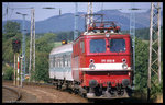 171012 fährt am 20.8.1996 um 10.35 Uhr auf der Rübelandbahn mit dem RB aus Königshütte in Elbingerode ein. 
