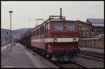 251010 steht abfahrbereit am 14.2.1990 um 12.50 Uhr mit einem Güterzug nach Rübeland im Bahnhof Blankenburg.