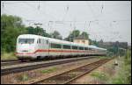 Ein ICE-1 durchfhrt Reichertshofen auf dem Weg von Mnchen Hbf nach Hamburg-Altona. Aufgenommen am 13.Juli 2008.