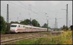 Dieser ICE-1 ist auf dem Weg in die Hauptstadt Deutschlands, Berlin.  Ziel des Zuges wird Berlin-Ostbahnhof. Aufgenommen in den Sommerferien 2008 bei Haspelmoor.