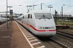 Am 05.09.2014 fuhr 401 573-1 aus Richtung Badischer Bahnhof von Basel durch Weil am Rhein.