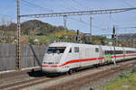 ICE 401 085-6 durchfährt den Bahnhof Gelterkinden. Die Aufnahme stammt vom 24.10.2017.