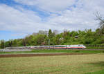 Triebzug 204(402 004) auf der Fahrt nach München als ICE 999 bei Reichenbach an der Fils am 14.5.2017.