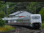 ICE 402 035 Ende Juli 2020 während der Durchfahrt in Ennepetal. (Gruß zurück an das winkende Bahnpersonal)