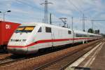 Hier 402 022-8  Eberswalde  als Leerzug von Berlin Hbf.(tief) nach Berlin Rummelsburg, bei der Durchfahrt am 7.7.2013 durch Berlin Schnefeld Flughafen, in Richtung Berlin Grnauer Kreuz.