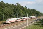 402 xxx als ICE 588 (Mnchen Hbf–Hamburg-Altona) am 27.08.2014 zwischen Bardowick und Radbruch
