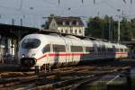 ICE 3  Neunkirchen  bei der Abfahrt aus Solingen Hbf in Richtung Dortmund Hbf am 30.08.2010