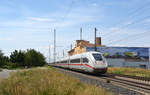 Der ICE 800 passiert am 20.07.19 auf dem Weg von München nach Hamburg das Landsberger Claas-Werk.