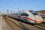 412 029 (0812 029-8) fährt am 10.11.2019 als ICE886 von München Hauptbahnhof in Hamburg-Altona ein.