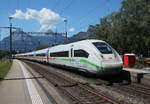  Deutschlands schnellster Klimaschützer  ICE4 auf dem Weg nach Chur,hier durchfährt er  Heidis Bahnhof  Maienfeld. 01.06.20