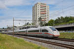 ICE 4 5812 023-0 fährt Richtung Bahnhof Muttenz. Fie Aufnahme stammt vom 19.06.2020.