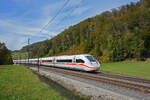 ICE 4 0812 049-6 fährt Richtung Bahnhof Tecknau. Die Aufnahme stammt vom 18.10.2021.