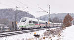 ICE 595 Berlin Gesundbrunnen-München Hbf am 11.12.2021 bei Urspring.