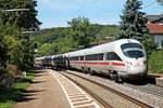 Nachschuss auf 411 509-4  Güstrow , als dieser auf seinen Weg in die Mainmetropole Frankfurt durch den Haltepunkt von Etterzhausen in Richtung Nürnberg fuhr.