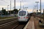 411 528 (Tz 1128  Reutlingen ) und 415 524 (Tz 1524  Hansestadt Rostock ) als ICE 1207  Karwendel  (Linie 28) von Hamburg-Altona nach Mittenwald stehen in Naumburg(Saale)Hbf auf Gleis 2.