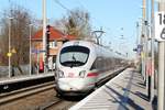 Nachschuss auf einen ICE-T am Bahnhof Großbeeren am 08.01.2018.